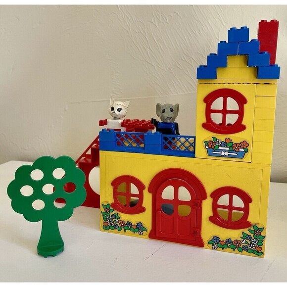 LEGO Fabuland Lot – Camper, Hospital, House, Taxi & More! - Picture 2 of 6